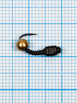 Мормышка Личинка Куб ( Larva Cube) 0,68/6, чёрный, латунный шар золото